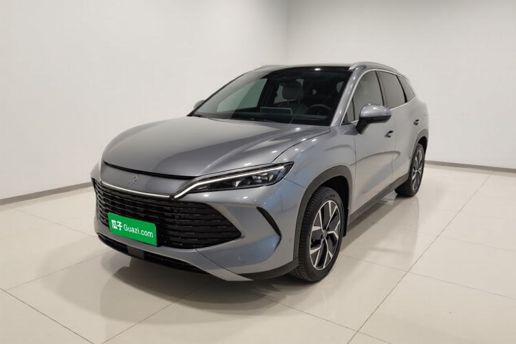 Used BYD Song L DM-i 2024 160 km Excellence Version Front Left 45 Deg