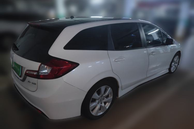 Used Honda Jade 2016 1.8L Automatic Comfort Elite Version 5 Seats
