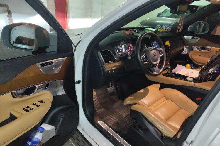 Used Volvo XC90 2015 T6 Prestige 7-Seater Driver Seat