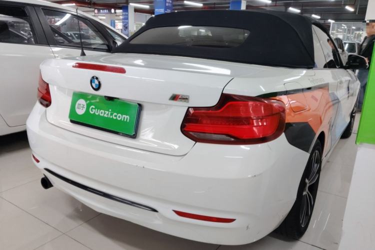 Used BMW 2 Series 2018 220i Convertible Coupe Sports Design Package Rear Right 45 Deg