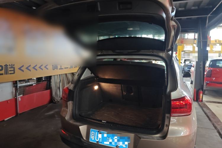 Used Volkswagen Tiguan 2013 1.8 TSI Automatic Two-Wheel Drive Comfort Edition Trunk