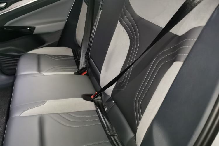 Used Volkswagen ID.4 CROZZ 2021 Long-Range PRO Two-Wheel Drive Version Left Rear Seat