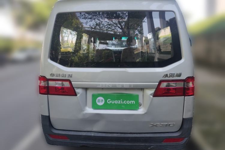 Used Jinbei Hiace X30 2023 1.5L Super-Comfortable Passenger Van 5/6/7-Seater Non-Air-Conditioned Version Model SWC15M Rear