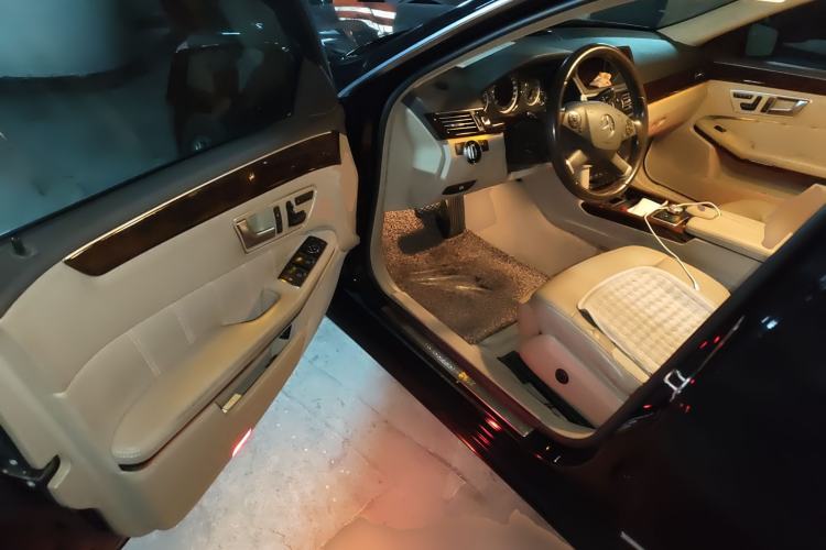 Used Mercedes-Benz E-Class 2013 E 260 L CGI Elegant Model