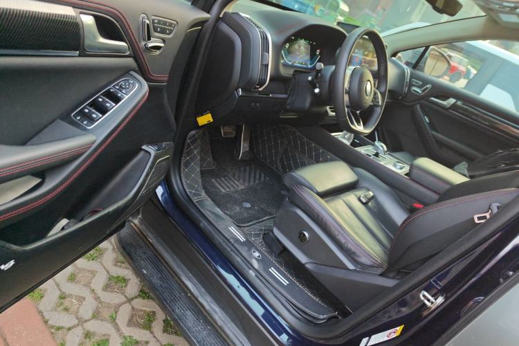 Used BYD Tang New Energy 2019 EV600D Four-Wheel Drive Smart Connectivity Leading Model Driver Seat