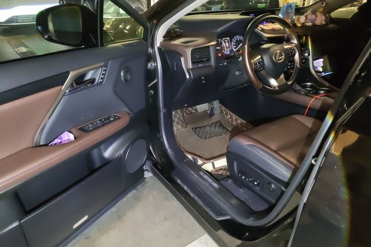 Used Lexus RX 2016 300 4x4 Elegant Edition China V-standard Driver Seat