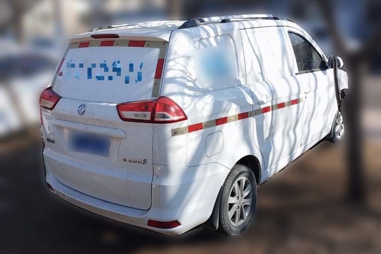 Used Dongfeng Fengon 330 2019 1.5L 330S Manual Luxury Van China VI Standard Rear Right 45 Deg