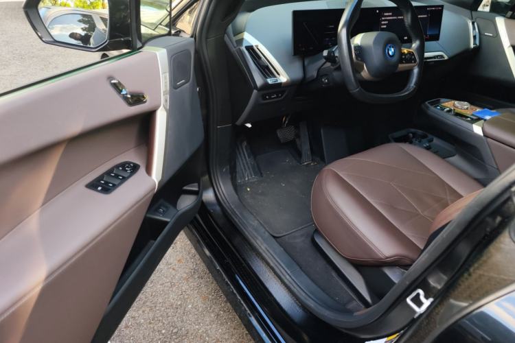 Used BMW iX 2022 xDrive40