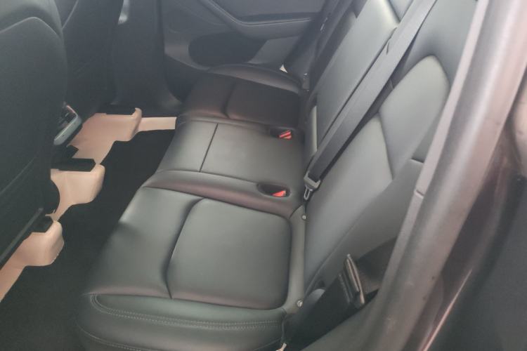 Used Tesla Model Y 2024 Rear-Wheel-Drive Version
