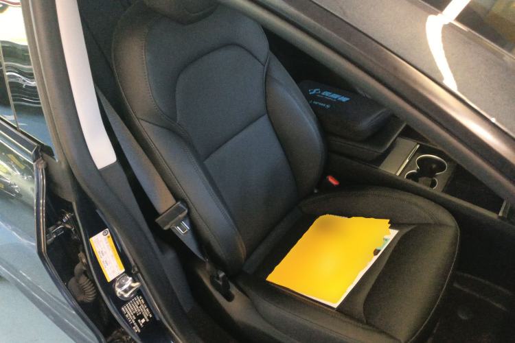 Used Tesla Model 3 2023 Rear-Wheel-Drive Version Right Front Seat