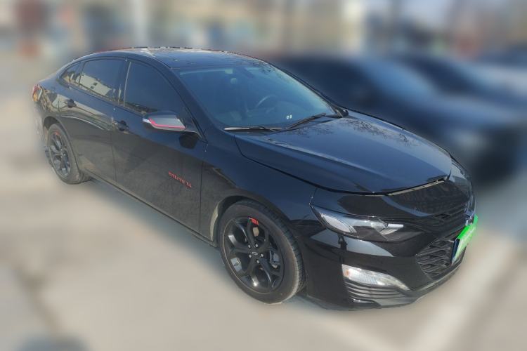 Used Chevrolet Malibu XL 2023 Redline 2.0T Sporty Edition Front Right 45 Deg