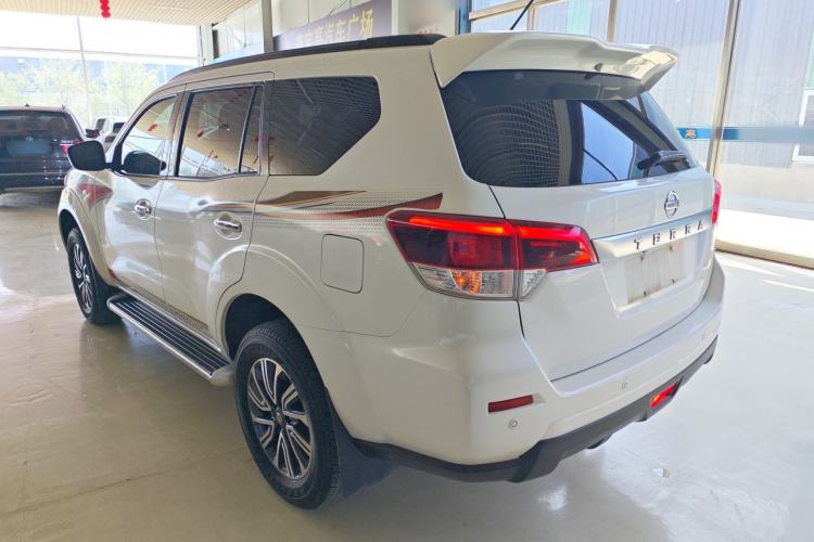 Used Nissan Terra 2020 2.5L XL Upper Automatic Two-Wheel Drive Luxury Edition Exterior 2