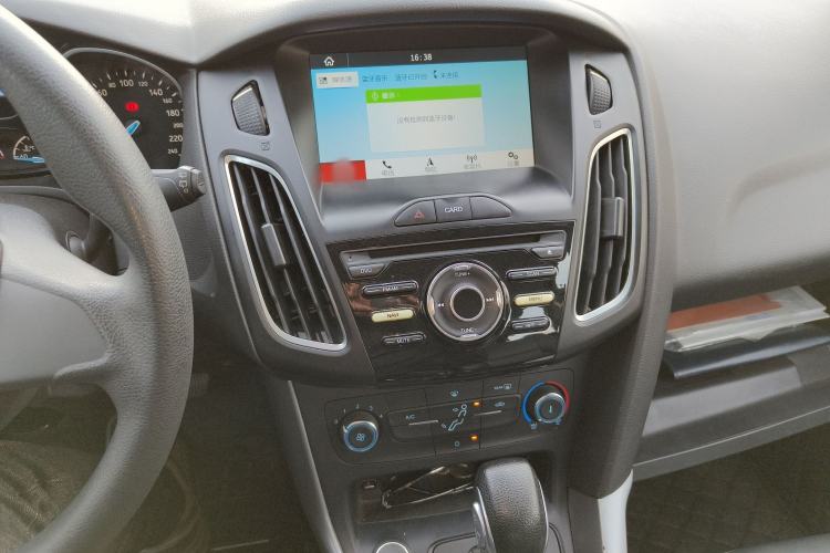 Used Ford Focus 2017 Hatchback 1.6L Automatic Comfort Plus SmartDrive Edition
