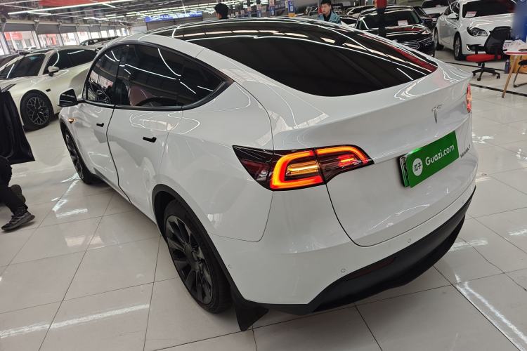 Used Tesla Model Y 2022 Rear-Wheel-Drive Version Rear Left 45 Deg