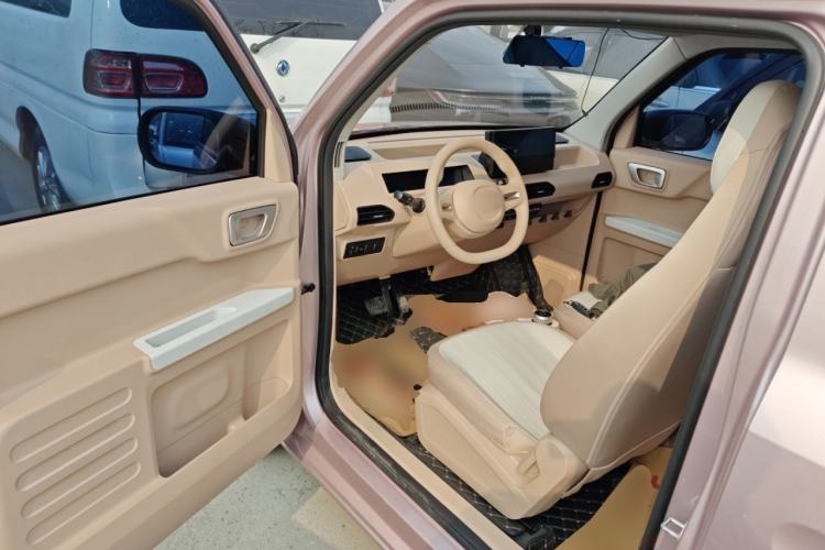 Used Geely Galaxy Panda 2023 Panda Mini 200km Endurance Bear
