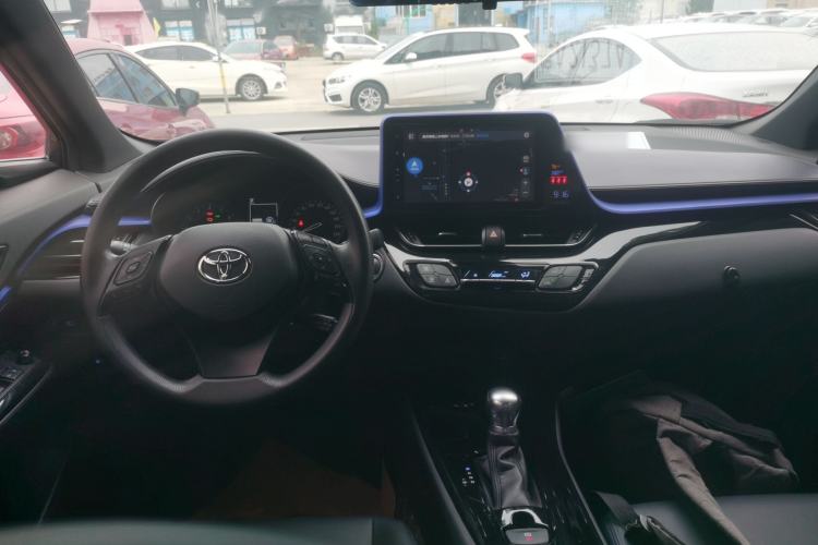 Used Toyota C-HR 2020 2.0L Leading Edition Center Console
