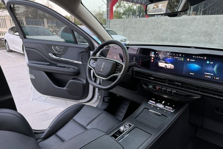 Used Lincoln Corsair 2024 2.0T Two-Wheel-Drive Luxury Edition
