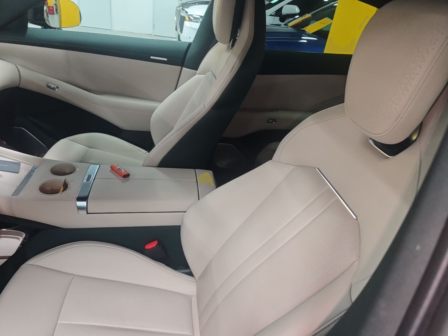 Xiaomi Auto YU7 2025 Ultra-Long Range Rear-Wheel Drive Version — снимка 17