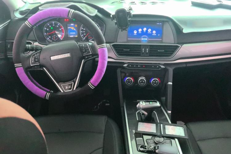 Used Haval H6 2019 Sport Edition 1.5T Automatic Two-Wheel Drive Elite Model China VI Center Console