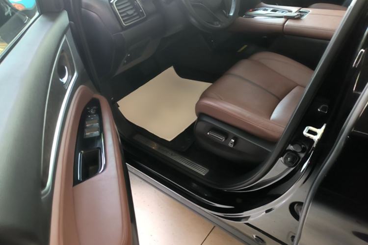 Used Honda UR-V 2020 370TURBO Two-Wheel Drive Luxury Edition Driver Seat