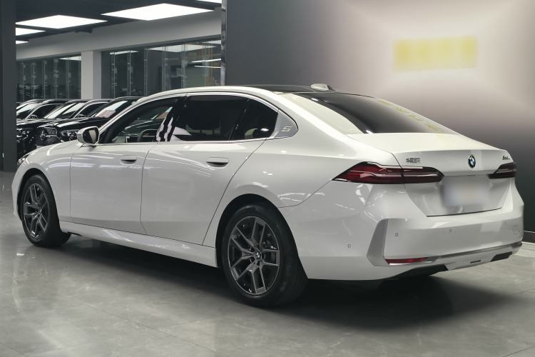 Used BMW 5 Series 2024 530Li Leading Luxury Package
