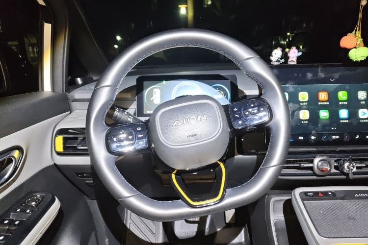 Used AION Y 2022 70 Tech Edition Lithium Iron Phosphate