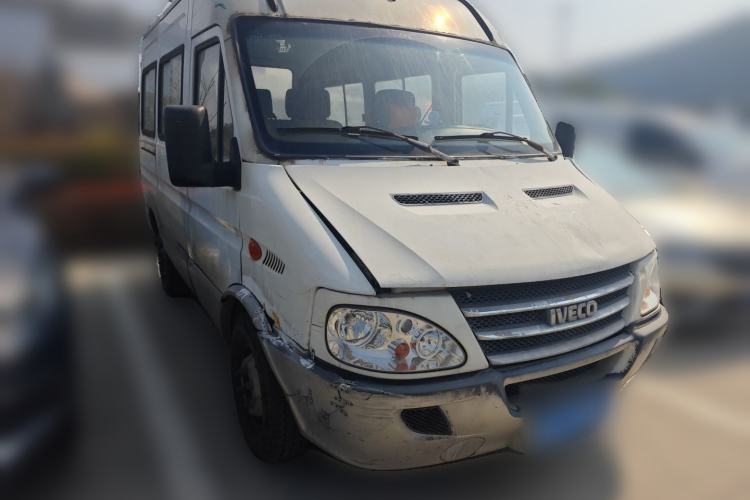 Used Iveco Power Daily  Front Right 45 Deg