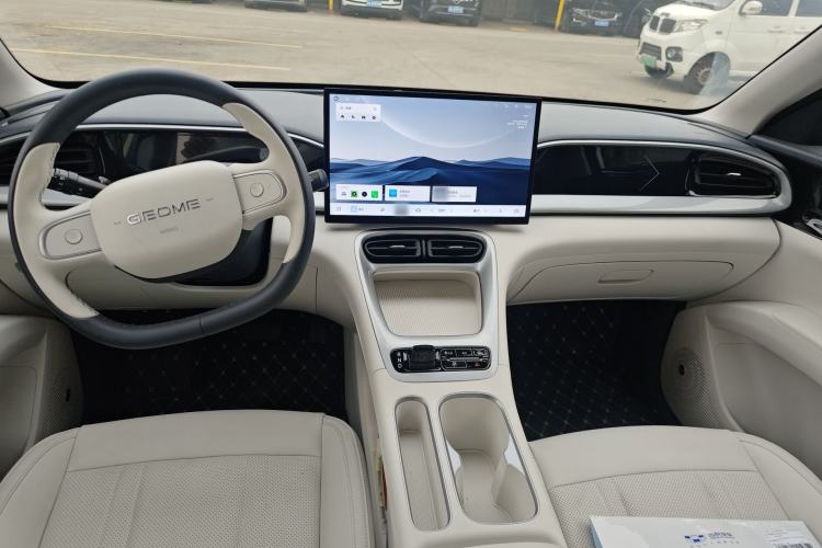 Used Geely Galaxy Geome 2025 310km Dream Edition Center Console
