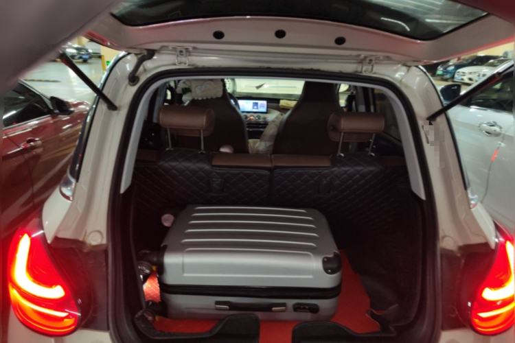 Used Wuling Bingo 2023 410 km Lingxi Deluxe Edition
