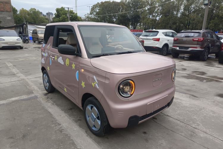 Used Geely Galaxy Panda 2023 Panda Mini 200km Endurance Bear
