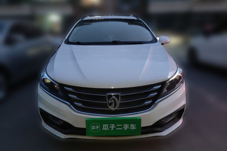 Used Baojun 310W 2017 1.5L Manual Luxury Edition China V Front