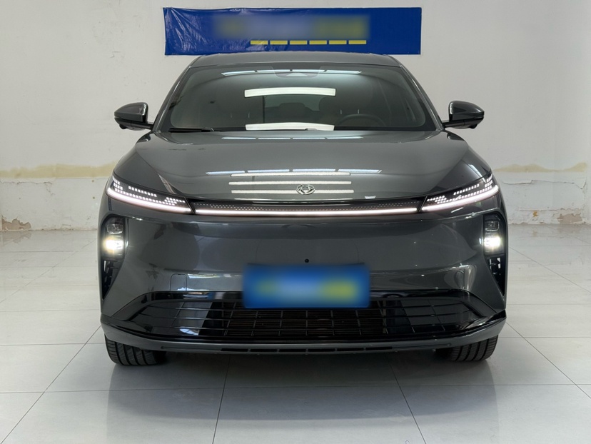 Dongfeng Aeolus L8 2025 Model 185KM Dream Edition — снимка 13
