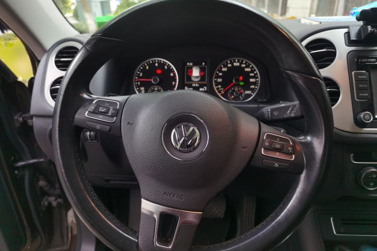 Used Volkswagen Tiguan 2015 1.8TSI Automatic Two-Wheel Drive Luxury Model