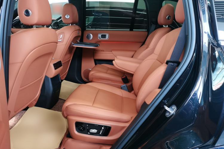 Used Li Auto L8 2024 Pro Model
