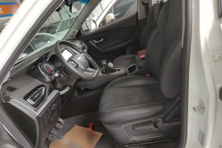 Used JETOUR X70M 2020 Revised Version 1.5T Manual Elite Partner Type 7 Seats
