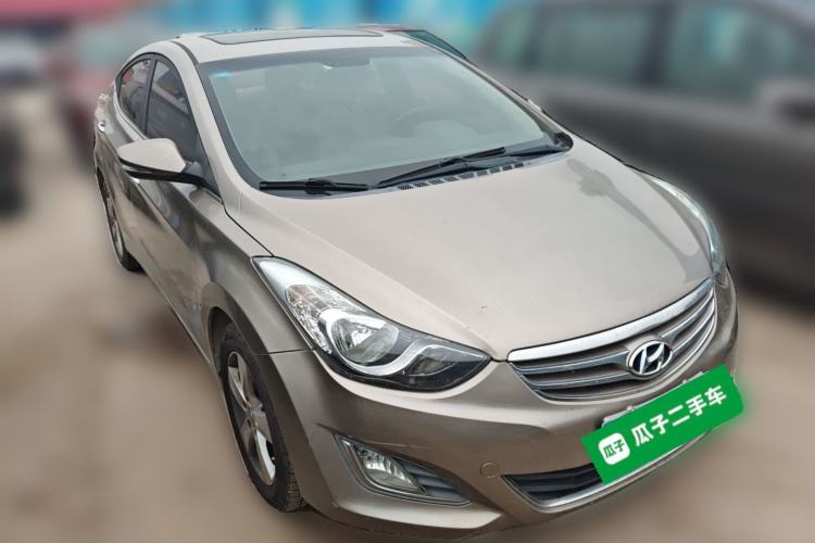 Used Hyundai Elantra (5th Generation / Langdong) 2013 1.6L Automatic Leading Model Front Right 45 Deg