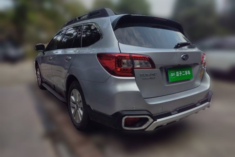 Used Subaru Outback 2015 2.5i Luxury Navigation Edition Rear Left 45 Deg