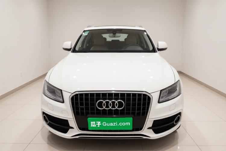Used Audi Q5 2017 Plus 40 TFSI Ambition Model
