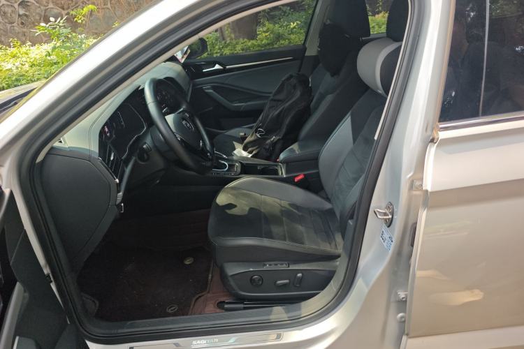 Used Volkswagen Sagitar 2021 280TSI DSG Excellence Edition Left Front Seat