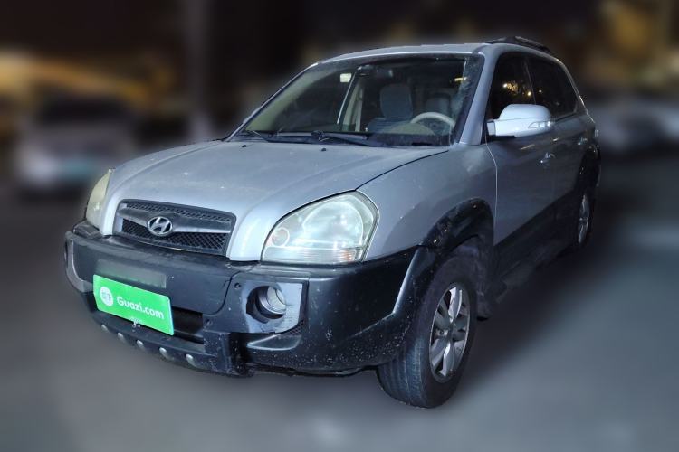 Used Hyundai Tucson 2009 2.0L Manual Two-Wheel Drive Fashion Edition