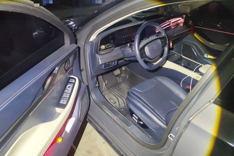 Used Lincoln Z 2022 iKoo Luxury Edition Driver Seat