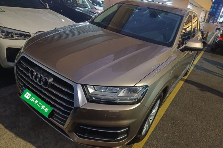 Used Audi Q7 2018 40 TFSI Comfort Model