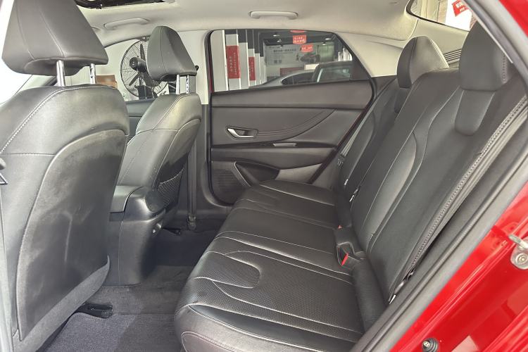 Used Hyundai Elantra 2021 1.5L CVT LUX Prestige Edition