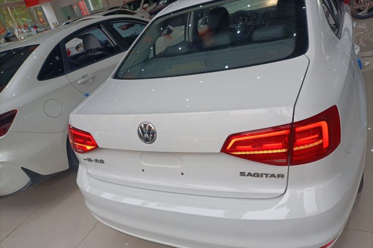 Used Volkswagen Sagitar 2018 1.6L Automatic Fashion Model Rear