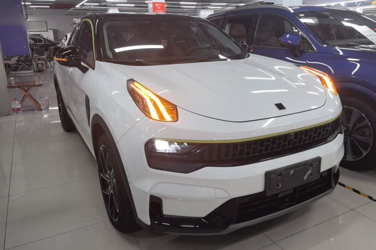 Used Lynk & Co 05 2020 2.0TD Two-Wheel Drive Shine Halo
