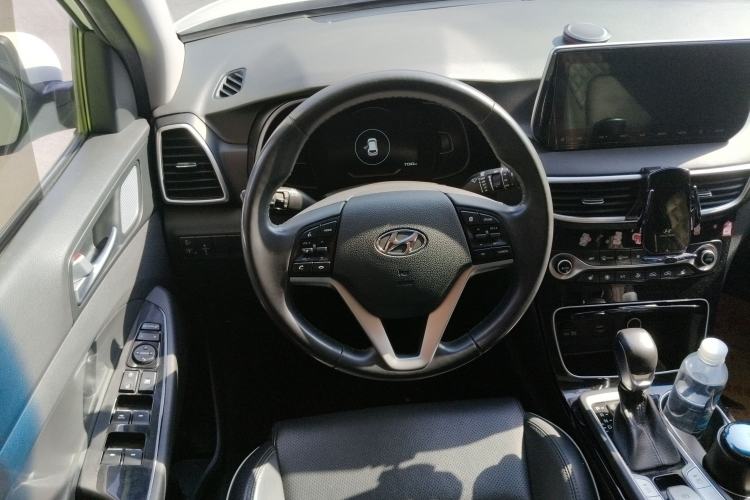 Used Hyundai Tucson 2019 280TGDi Dual-Clutch Two-Wheel Drive Smart Connect Version China V Standard