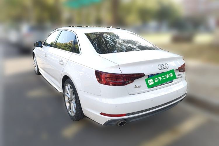 Used Audi A4L 2018 30th Anniversary Edition 40 TFSI Fashion Model
