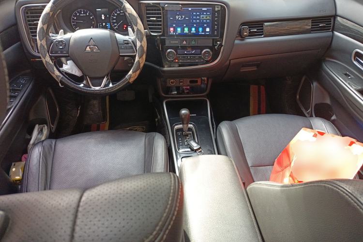 Used Mitsubishi Outlander 2018 2.4L 4x4 Elite Edition 5 Seats
