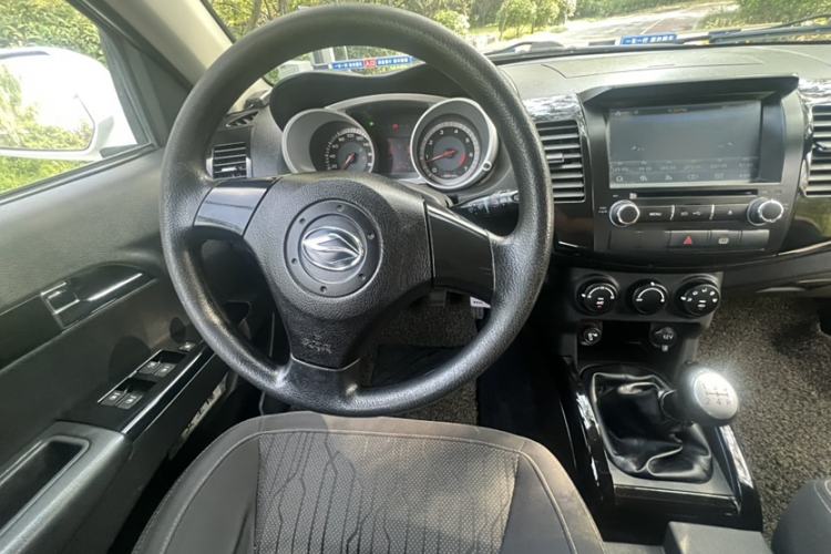 Used Land X8 2014 Explorer Edition 2.4L Gasoline 4x4 Luxury Model
