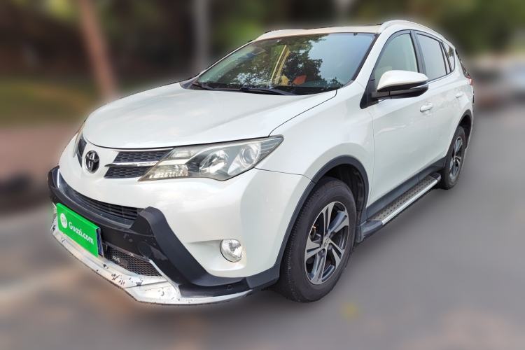 Used Toyota RAV4 2015 2.0L CVT Two-Wheel Drive Fashion Edition